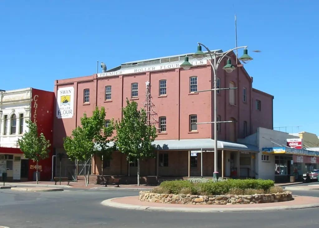 ROLLER FLOUR MILL Lost Katanning Swan Flour Piesse